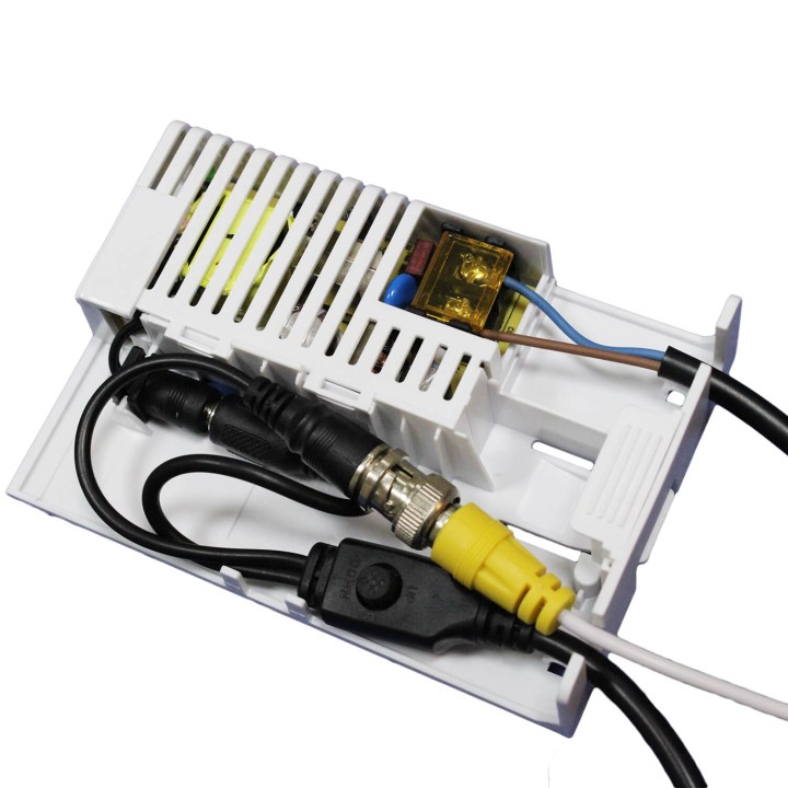 Alimentatore stabilizzato  - Alimentatore 12V 2000MA